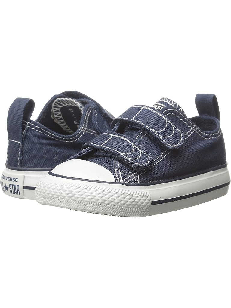 Navy Converse Kids Chuck Taylor&#174; 2V Ox (Infant/Toddler)